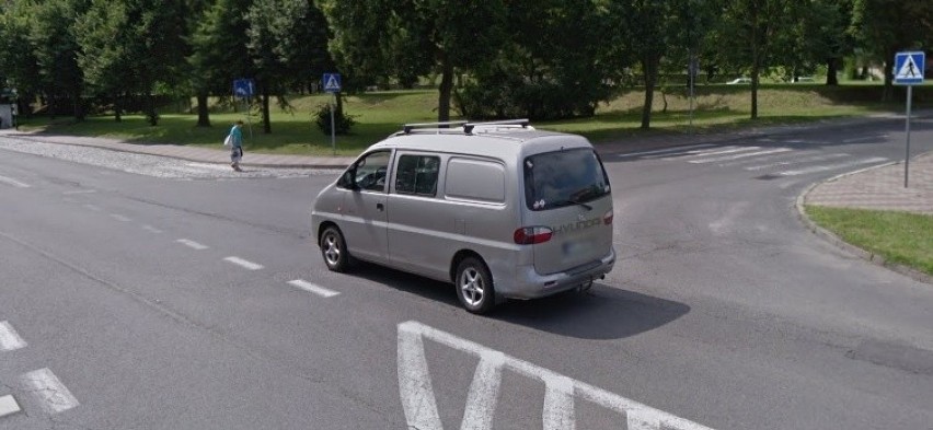 Policzanie w kamerze Google Street View. Kogo kamery Google zauważyły na ulicy Piłsudskiego? ZDJĘCIA