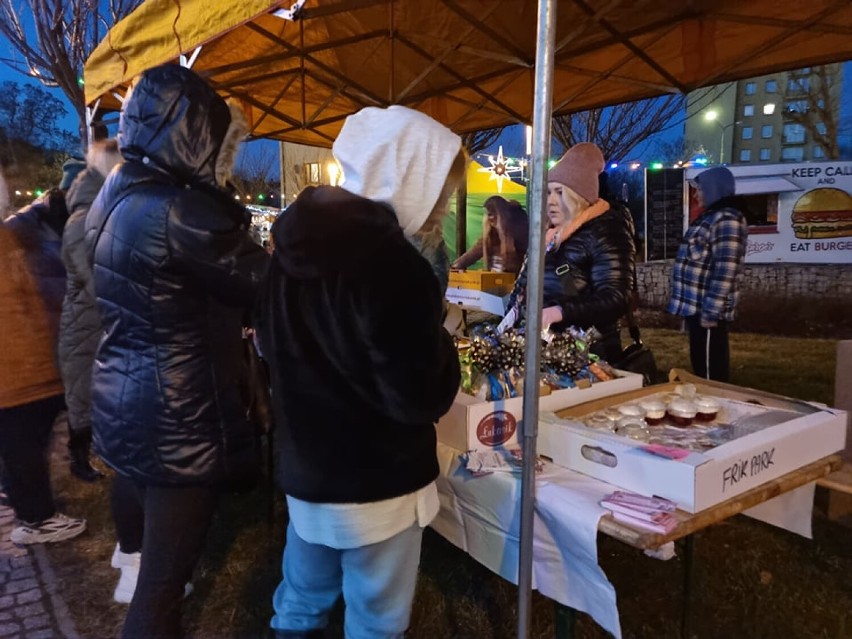 Zawierciański jarmark świąteczny już na placu św. Jana Pawła II