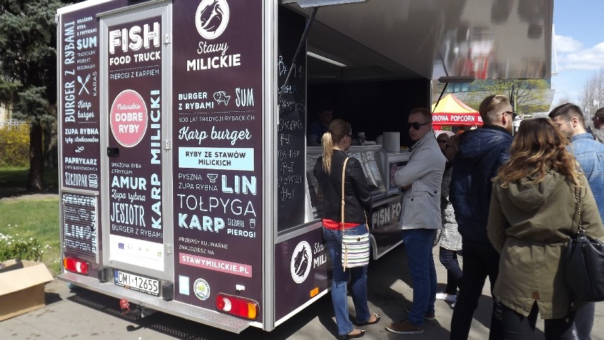 Food trucki na placu Grunwaldzkim