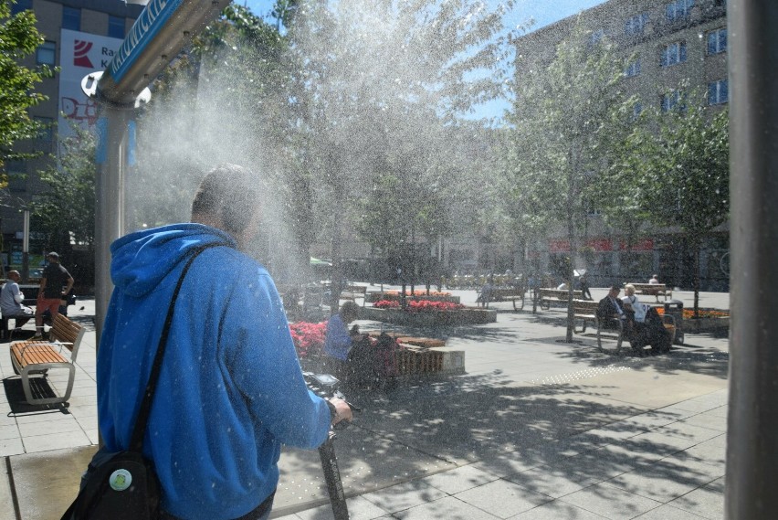 Kurtyna wodna w Katowicach przy placu Kwiatowym