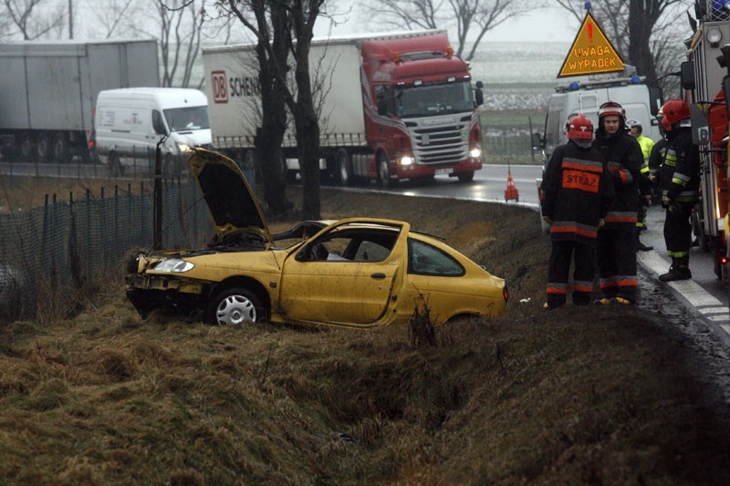 Legnica: Wypadek w Koiszkowie. Dwie osoby ranne (ZDJĘCIA)