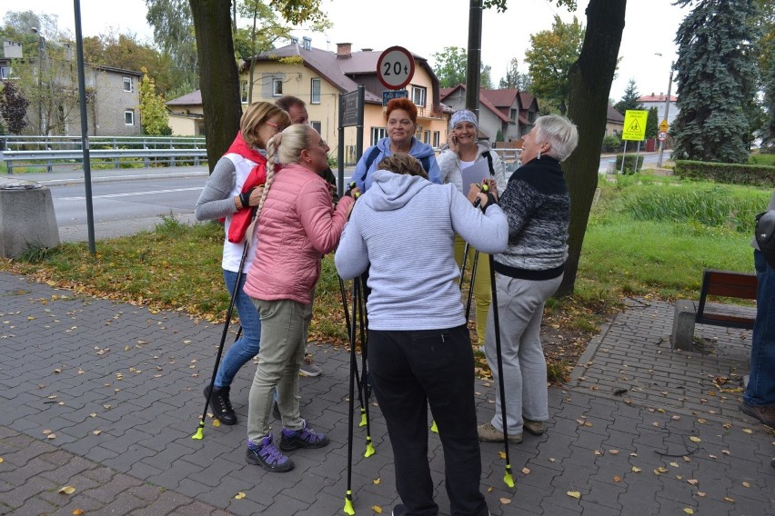 W środę jaworzniccy seniorzy wyruszyli w rajdzie nordic...