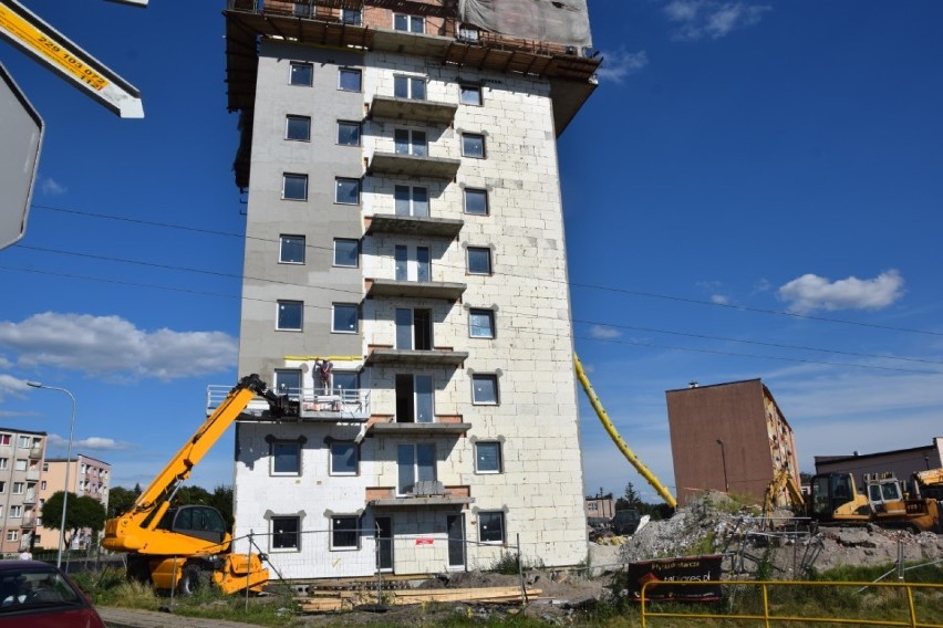 Trwają prace przy budowie najwyższego budynku w Lęborku [ZDJĘCIA]