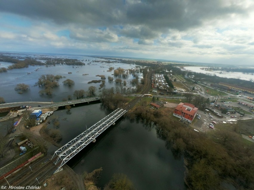 Dotychczasowy most przez Wartę w Kostrzynie został...