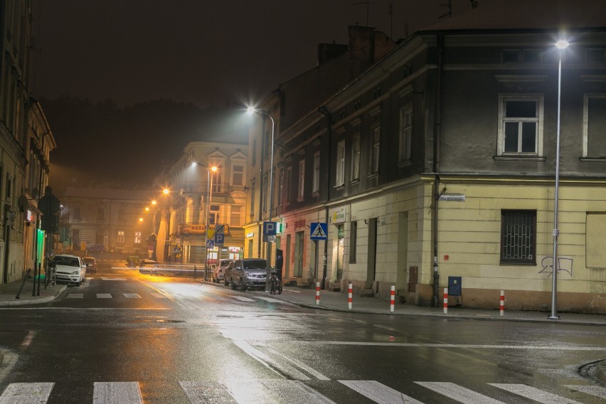 Krakowskie ulice z oświetleniem LED