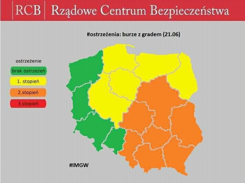 Burze z gradem w woj. śląskim [21.06.2019]. IMGW wydało ostrzeżenie II stopnia. Gdzie jest burza? [MAPA online]