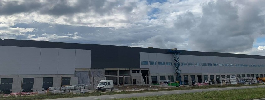 WRZEŚNIA: VidaXl - centrum dystrybucyjne międzynarodowego sklepu internetowego powstaje we Wrześni [FOTO]