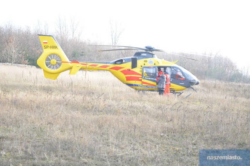 Wypadek w powiecie włocławskim. Śmigłowiec LPR przyleciał do poszkodowanego dziecka [zdjęcia, wideo]