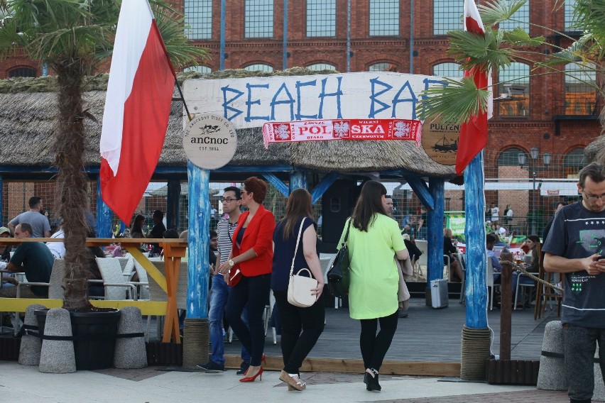 Beach Bar na plaży Manufaktury