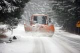 Zablokowana droga krajowa nr 3 do Jakuszyc. Śnieżyca w górach 