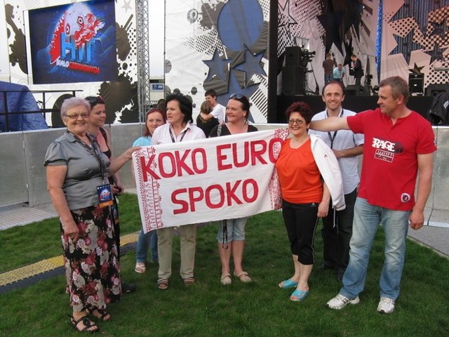 "Koko Euro Spoko" i zespół z Kocudzy