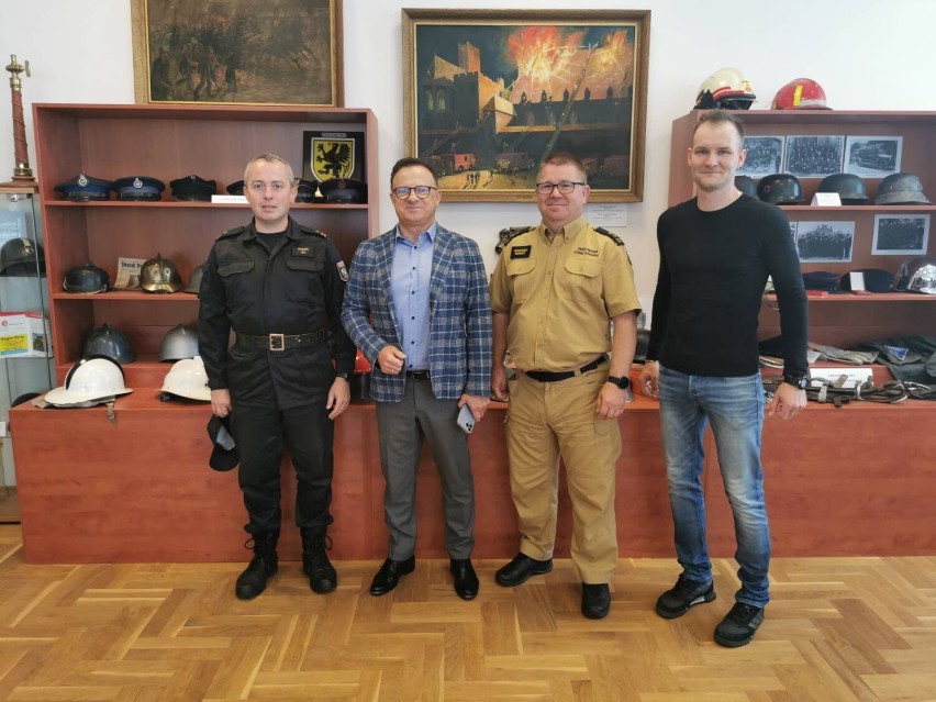 Zastępca pomorskiego komendanta PSP wizytował jednostki OSP w Kartuskiem