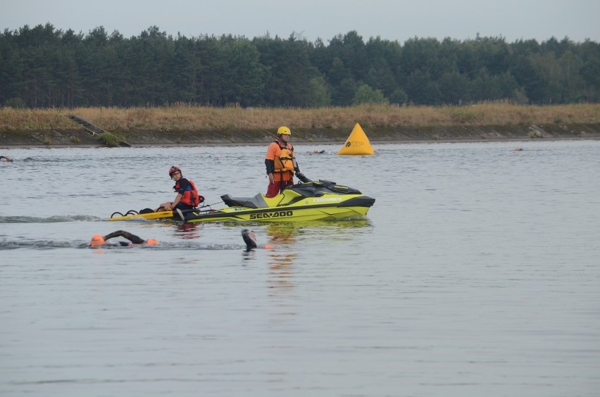 LOTTO Triathlon Energy 2019 w Bełchatowie. Na trasie rywalizowało czterystu zawodników. Było ogromne zmęczenie i łzy szczęścia [ZDJĘCIA]