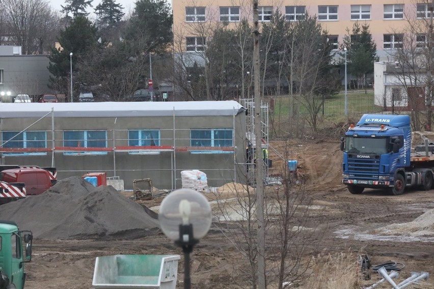 Legnica: Budowa "covidowego" szpitala modułowego