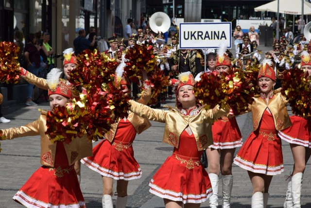 Międzynarodowy Festiwal Orkiestr Dętych Złota Lira odbywa się w Rybniku od wielu lat. Uroczystej paradzie ulicami miasta przyglądają się zawsze tłumy mieszkańców.