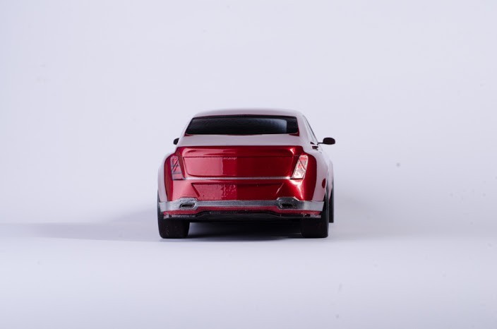 Nowa Warszawa dorówna Bentleyowi? Jest miniaturowy model i sponsor (WIZUALIZACJE)