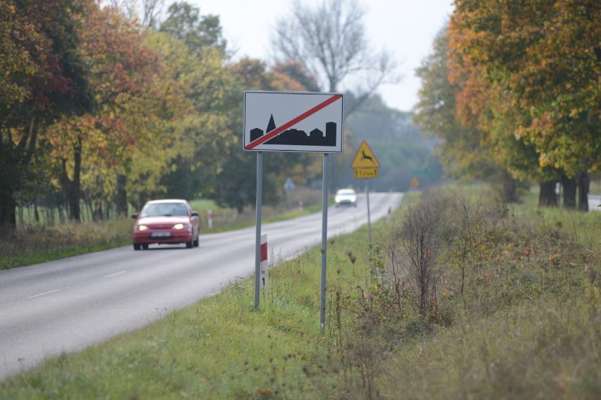 Obecnie dopuszczalna prędkość pojazdów na obszarze...