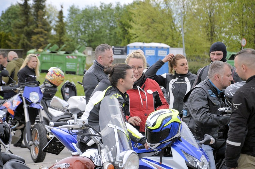 Kawaleria pancerna na motocyklach przyjechała do Głogowa