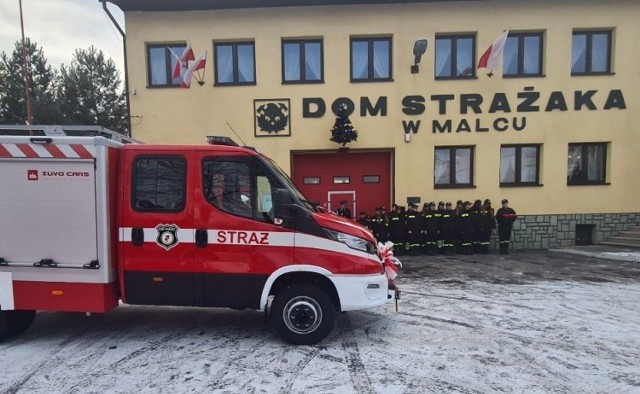 Jednostka OSP w Malcu wzbogaciła się o nowy samochód. Jest to lekki pojazd ratowniczo-gaśniczy