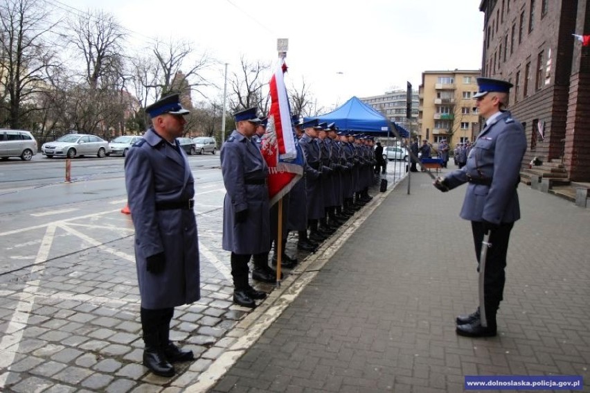 W czwartek (14 marca) uhonorowano komisarza Józefa Biniasia...