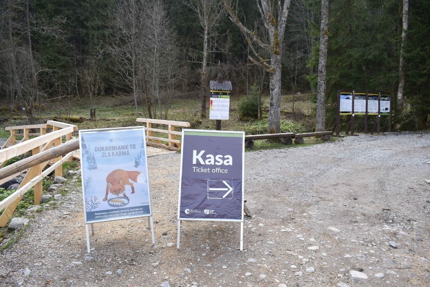 Tatry otwarte. Tłumów na szlakach jednak nie widać. Niewielu chętnych na wyjazd kolejką na Kasprowy Wierch 