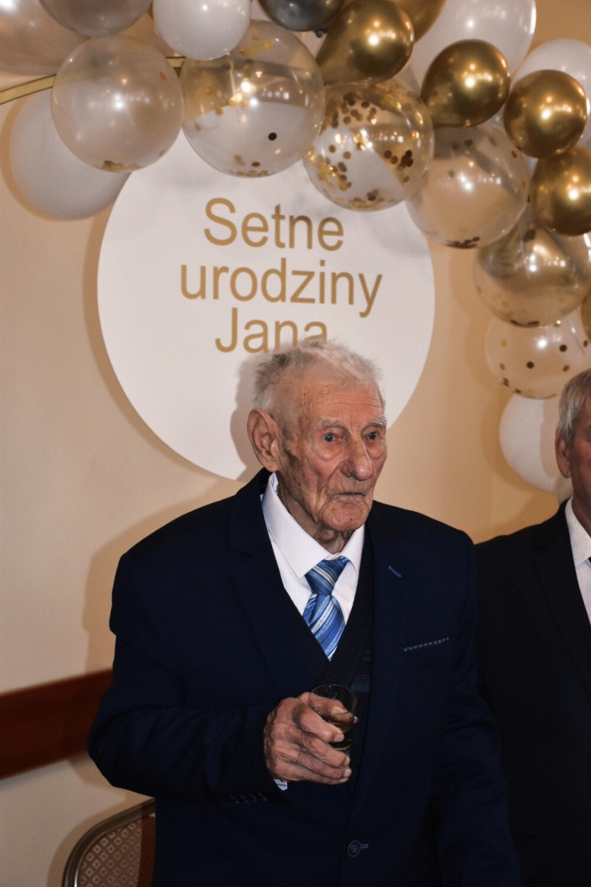Gmina Żelazków. Jan Czerniak świętował swoje setne urodziny. ZDJĘCIA