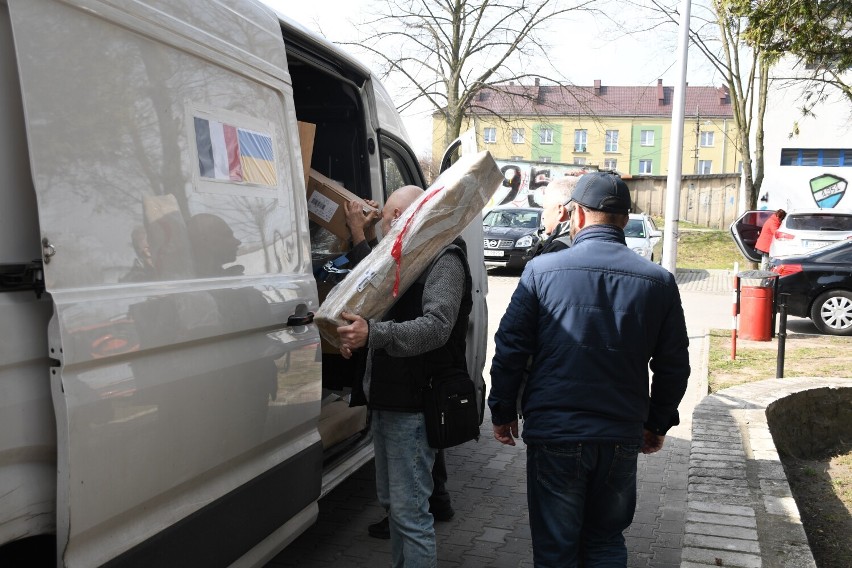 W środę do Piotrkowa dotarł transport darów z Vienne dla...