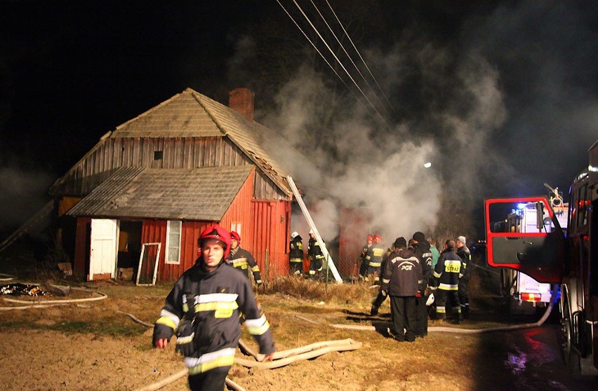 Pożar w gminie Ręczno. Nie żyje 56-letni mieszkaniec spalonego domu
