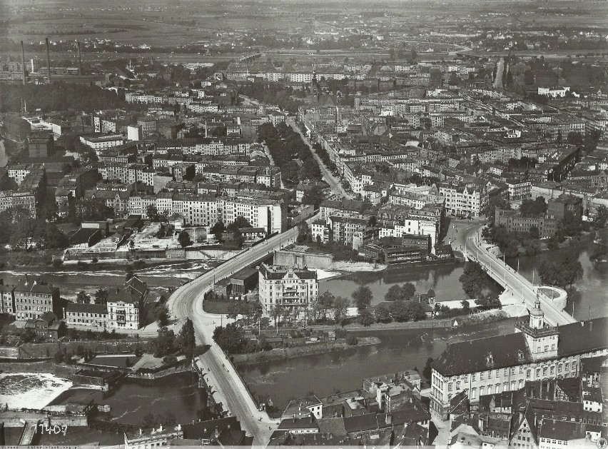 Rok 1934. Mosty Uniwersyteckie i Pomorskie oraz rejon Pl....
