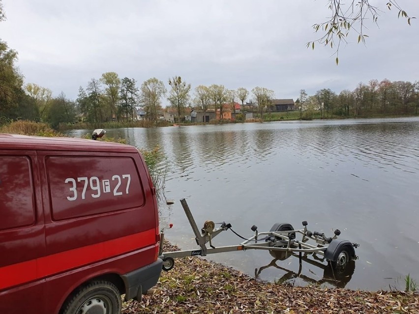Dziś w jeziorze w centrum Przytocznej znaleziono ciało...