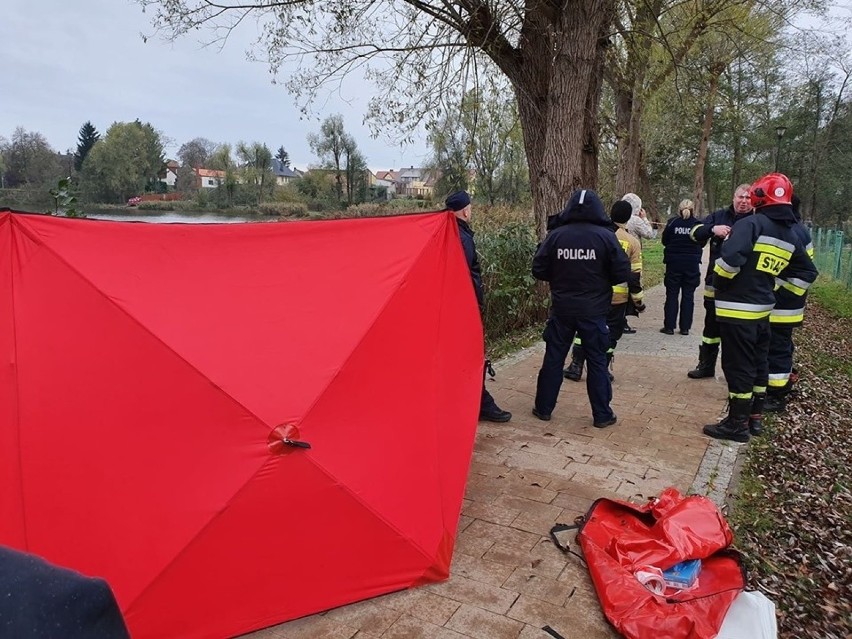 Dziś w jeziorze w centrum Przytocznej znaleziono ciało...