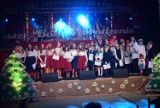 XIV Wojewódzki Festiwal Kolęd i Pastorałek w Sadlinkach. Na scenie reprezentanci 14 pomorskich szkół [ZDJĘCIA]