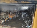 W Baninie w gminie Żukowo strażacy walczyli z pożarem garażu (31.01.2021)