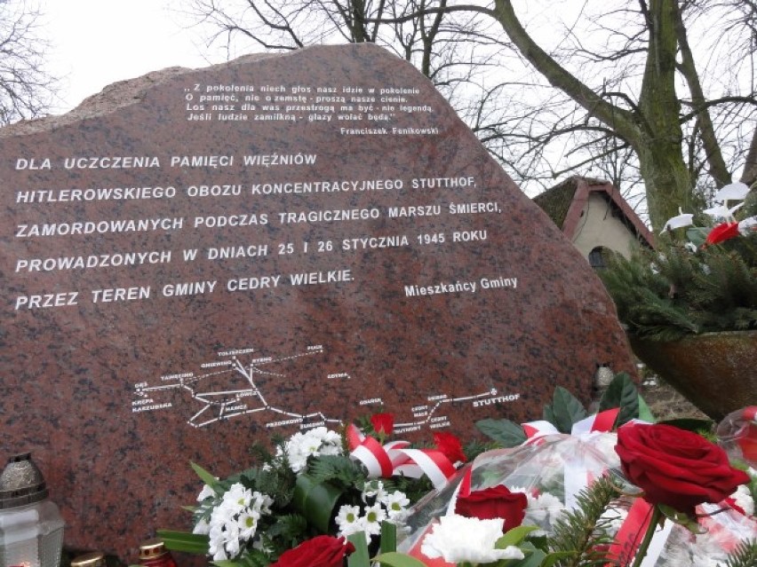 Powiat gdański: Oddają hołd ofiarom obozu Stutthof. Obchody 72. rocznicy Marszu Śmierci [ZDJĘCIA]