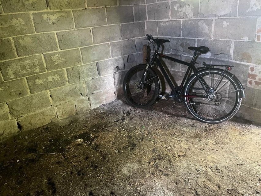 Policjanci ze Szczercowa odzyskali skradziony rower i ustalili złodzieja