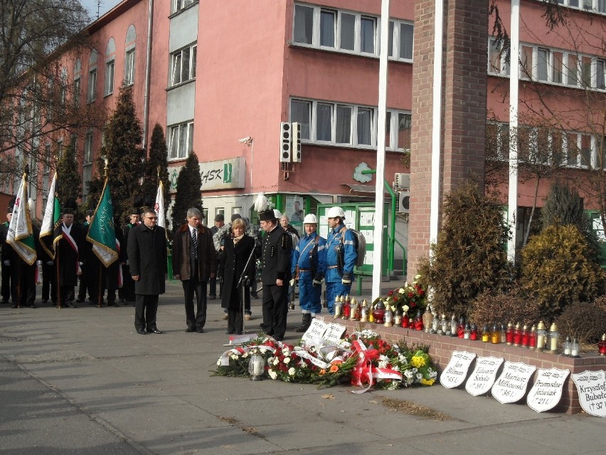 Wypadek na kopalni Halemba. W pięć lat po tragedii uczczono pamięć górników [ZDJĘCIA]