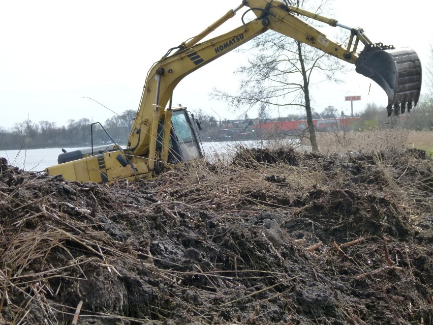 Dryfująca wyspa na Bugaju