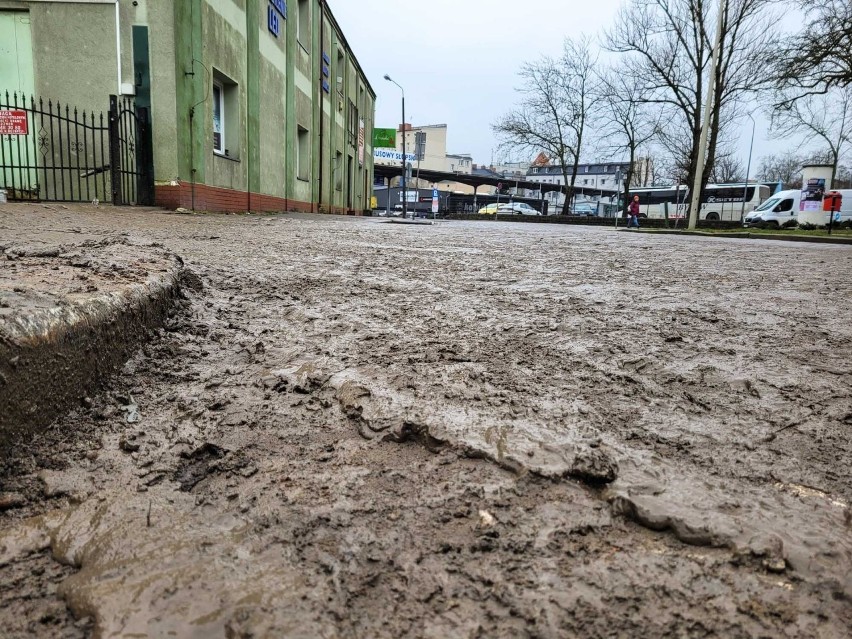 Opady śniegu, następnie temperatury powyżej zera, topniejący...