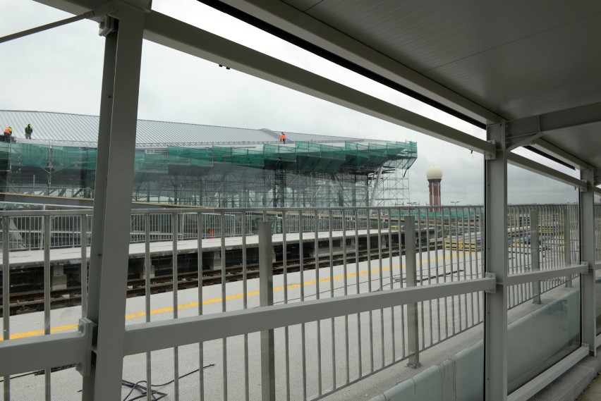 Trwa rozbudowa terminalu pasażerskiego T2.