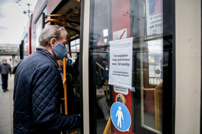 Od poniedziałku, 18 maja więcej pasażerów w autobusach i...