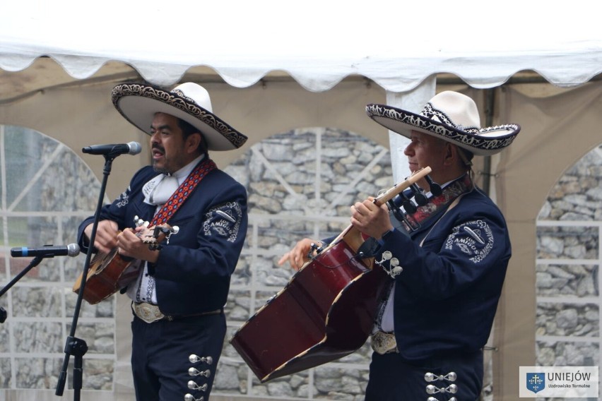Meksykańska fiesta odbyła się w Uniejowie. Przy Termach było coś dla ciała i ducha ZDJĘCIA