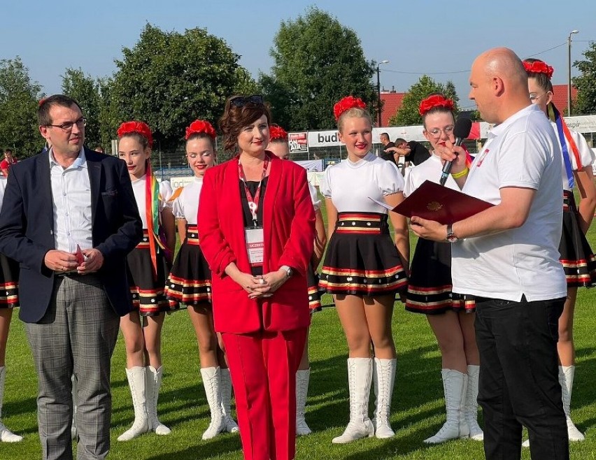 Minister docenił mażoretki z Leszna. Nagrodę wręczono podczas finału Polonia Euro 2023