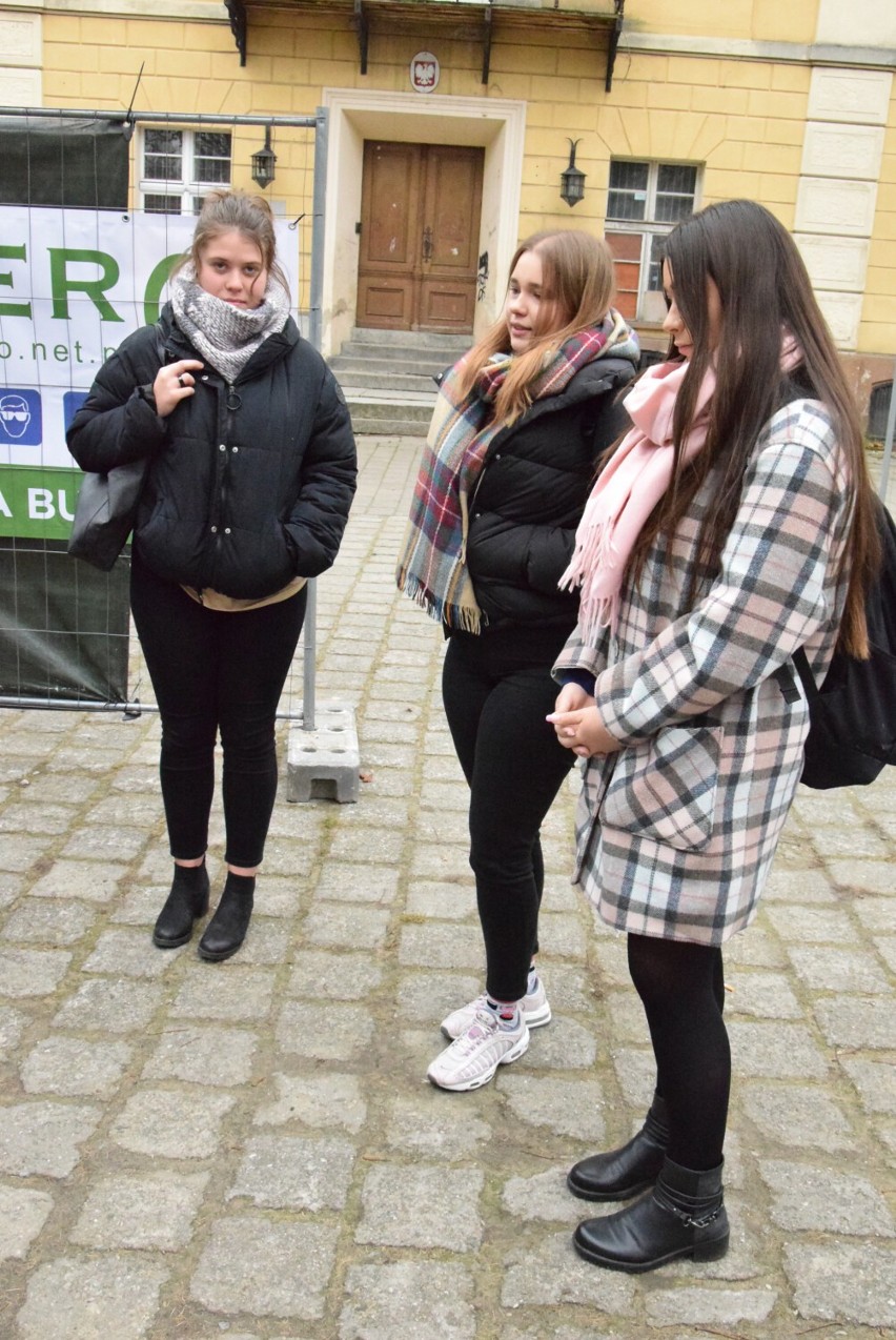 Krotoszyn: Uczniowie SP nr 4 przypomnieli o ważnych prawach- prawach dzieci