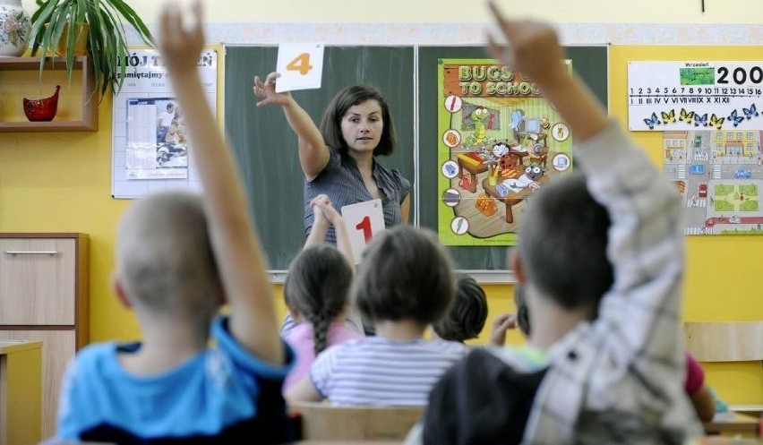 Magister z przygotowaniem pedagogicznym - nauczyciel...