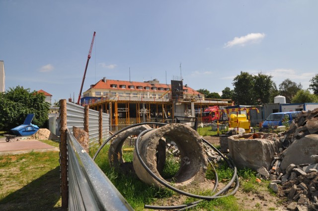 Początek budowy nowego skrzydła szpitala w Szczecinku, 2012
