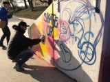 Kaufhaus: walczyli z graffti malując...graffiti [ZDJĘCIA]