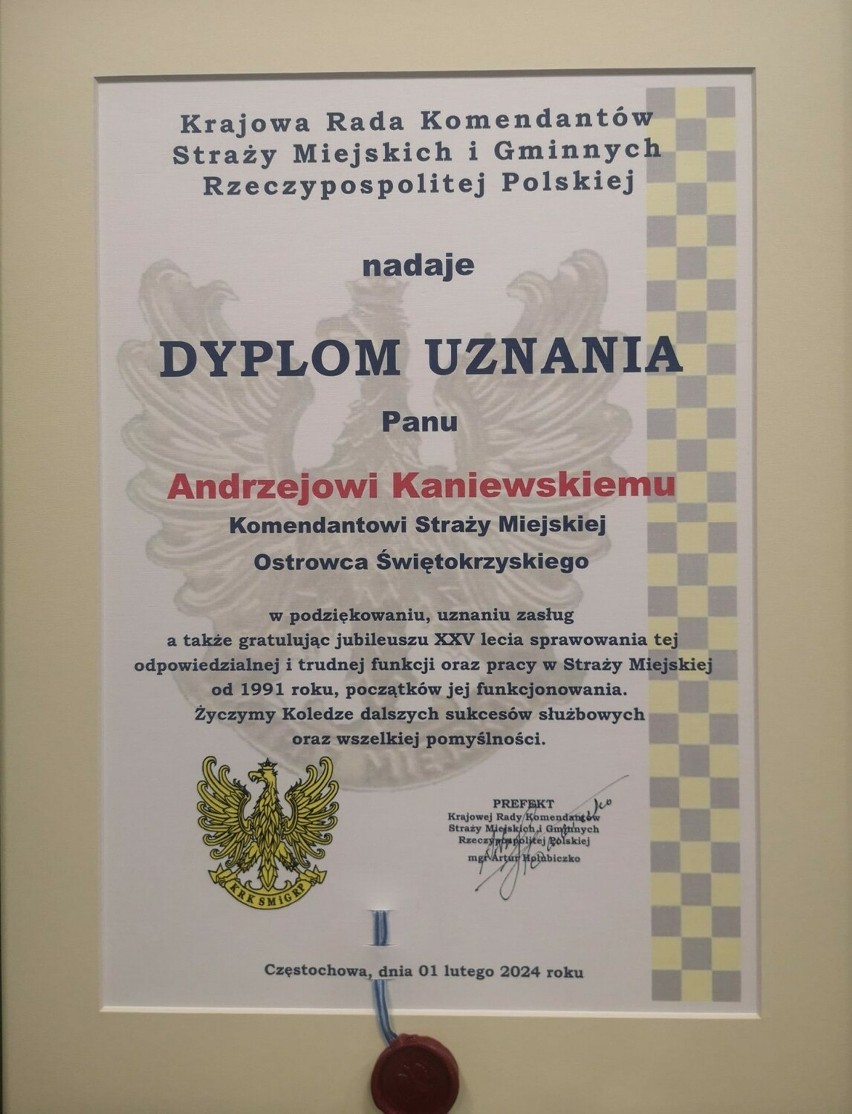 Andrzej Kaniewski świętował 25-lecie sprawowania funkcji komendanta Straży Miejskiej w Ostrowcu Świętokrzyskim