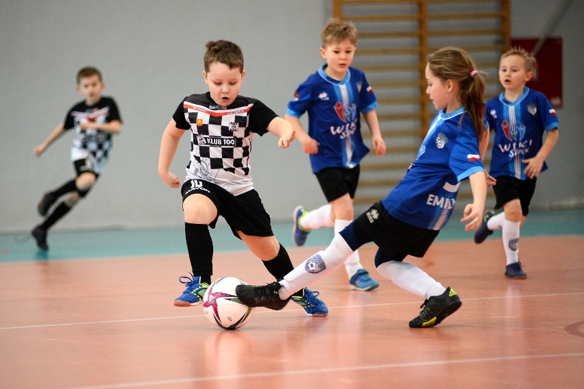 Turniej piłkarskiej zabawy dla najmłodszych o puchar burmistrza Jasła [ZDJĘCIA]