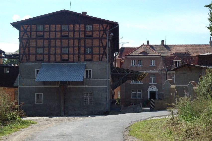 Pałac wzniesiony około 1540 roku, przebudowany w latach...