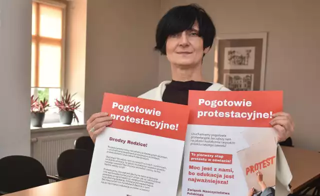 Małgorzata Kowzan tłumaczy, że celem Pogotowia Protestacyjnego jest dotarcie z rzetelną informacją do społeczności lokalnych – przede wszystkim rodziców i samorządowców oraz zwrócenie ich uwagi na narastające problemy w systemie edukacji